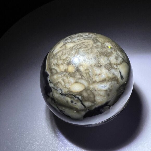 Volcano Agate Sphere UV Reactive (#3) - Picture 5 of 12